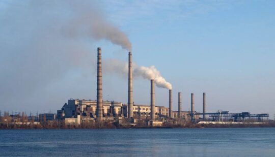 Одна з українських ТЕС повністю припинила виробництво електроенергії через обстріли