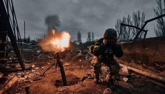 Зараз надзвичайно важка ситуація на кількох частинах фронту, – Зеленський