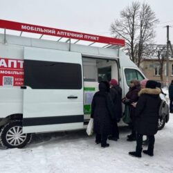 На Рівненщині створили першу аптеку на колесах