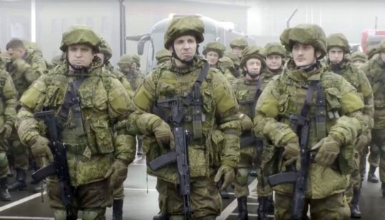 Росія вивела з Білорусі до 12 тисяч військових