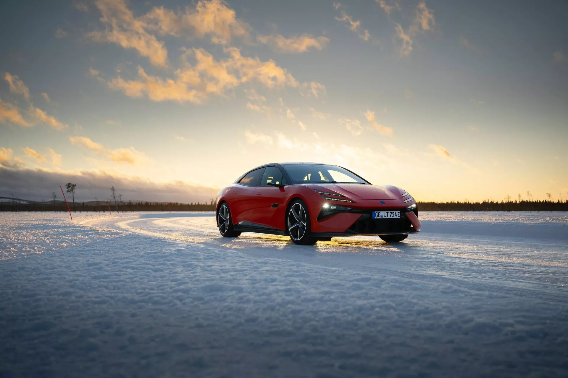 Ви зараз переглядаєте Тривали три роки: Lotus завершив випробування та розробку електромобіля Emeya EV