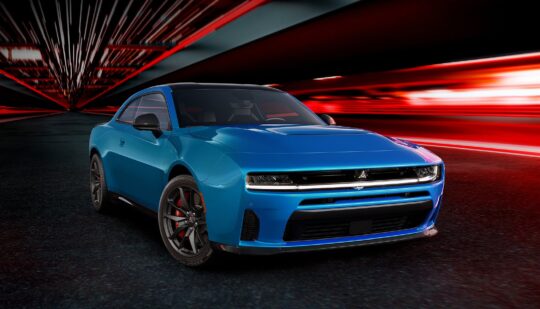 Перший електричний маскл-кар побачив світ: Dodge офіційно представив Charger Daytona