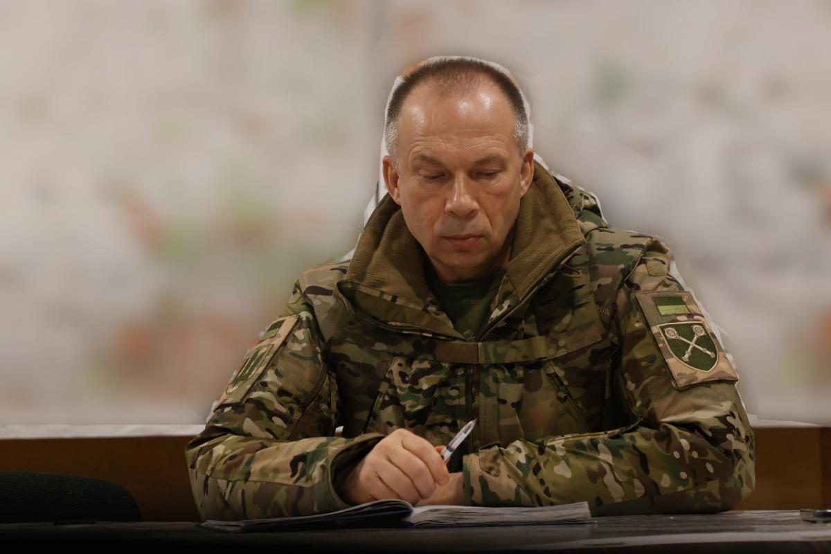 Ви зараз переглядаєте Який Олександр Сирський у житті