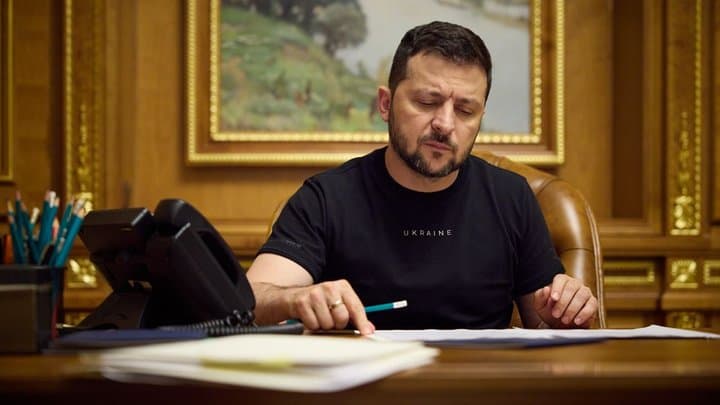 Ви зараз переглядаєте Зеленський затвердив указ про демобілізацію строковиків