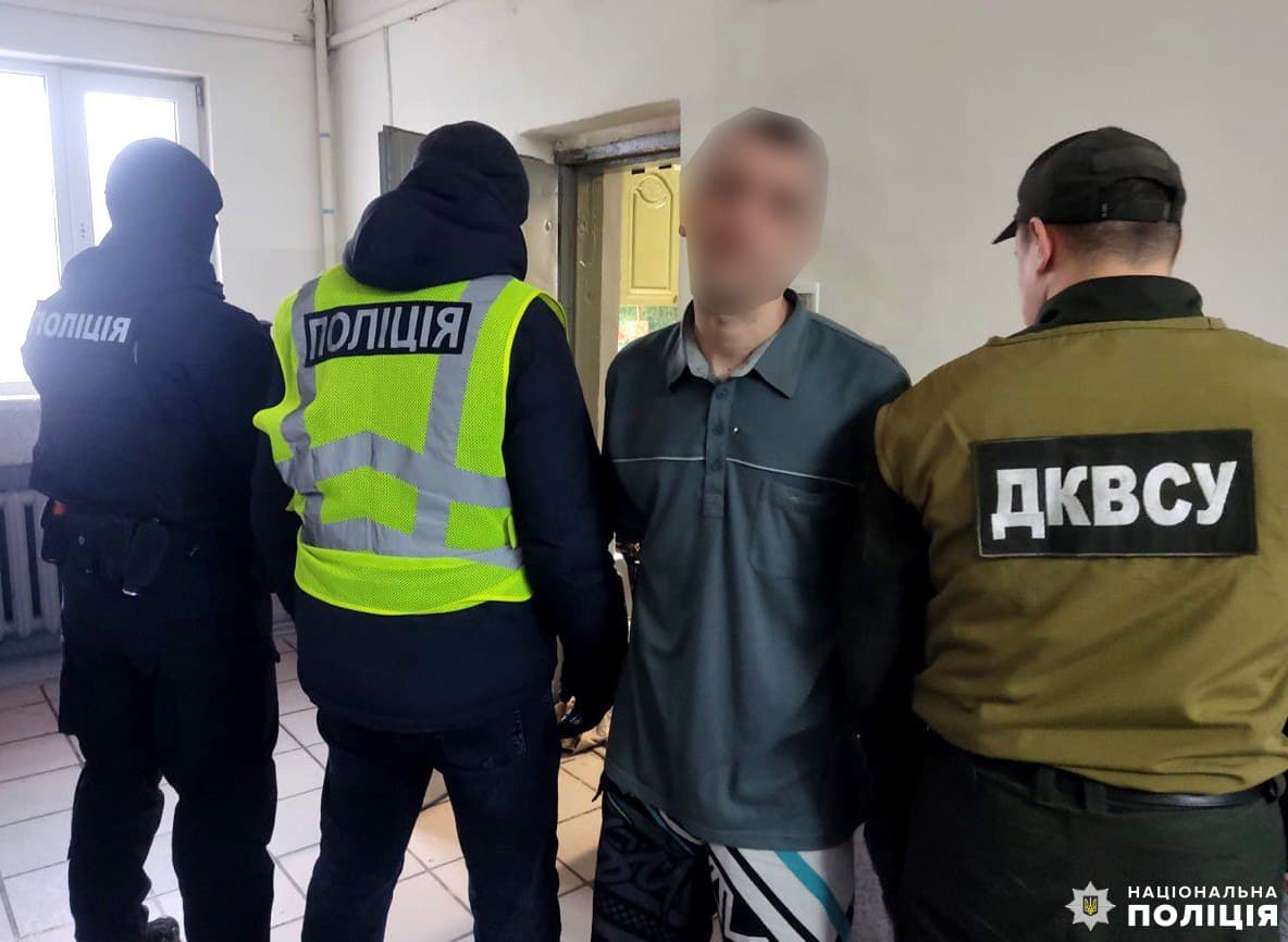 Ви зараз переглядаєте На Рівненщині поліцейські викрили групу аферистів