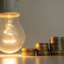 Підвищенню тарифів на електроенергію та газ бути: чого очікувати українцям?