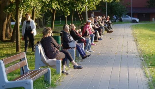 Пенсії в Україні з 1 квітня – кому кардинально перерахують виплати