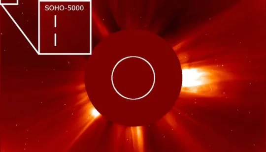 Сонячний космічний апарат SOHO відкрив свою 5000 комету