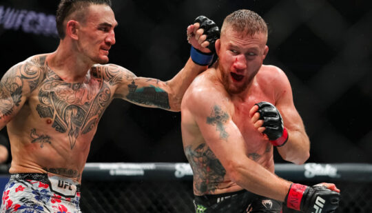 Голловей нокаутував Гетжи на UFC 300