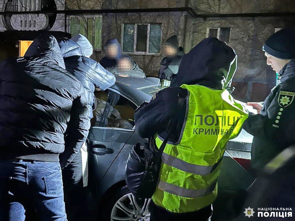 Ви зараз переглядаєте Житель Дубенщини постане перед судом за переправлення чоловіків за кордон з фальшивими довідками про інвалідність (+ФОТО)