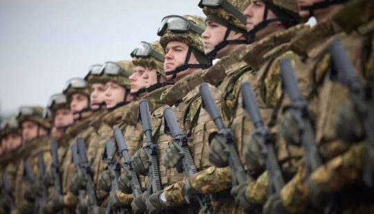 Чмут про бронювання від мобілізації: ми воюємо, поки працює економіка | Економіка