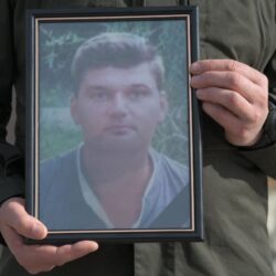 Сьогодні у Рівному попрощалися із загиблим Героєм Олексієм Феліндашем