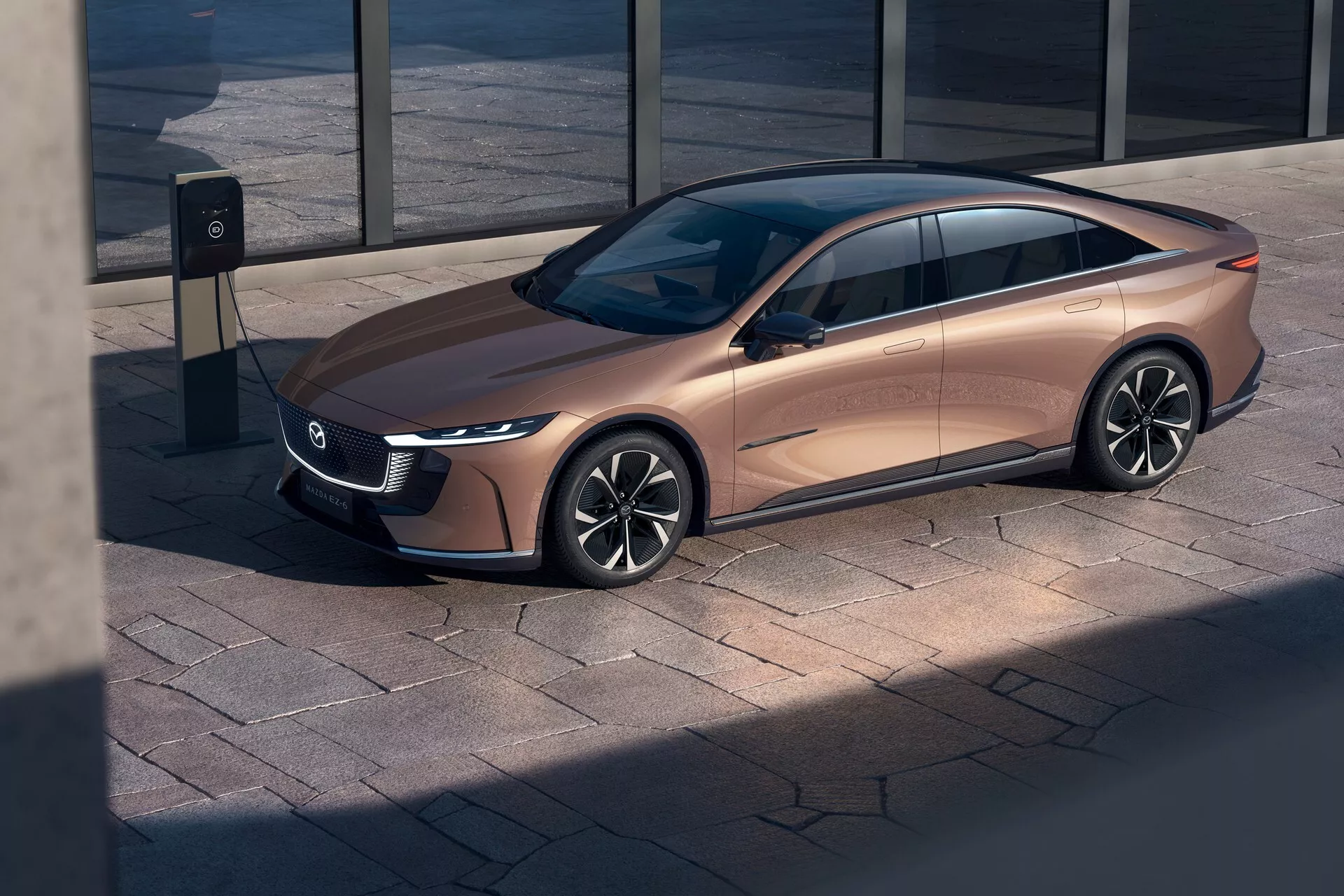 Ви зараз переглядаєте Нова Mazda 6 вперше стала електромобілем: отримала задній привід та нову назву