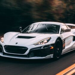 У Rimac заявили, що покупці більше не зацікавлені у електричних гіперкарах: що змінилось
