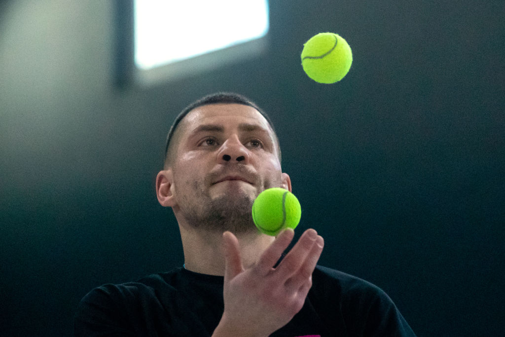 Ви зараз переглядаєте Екс-чемпіон світу Бредлі: Берінчик феноменально провів бій і задушив Наваррете