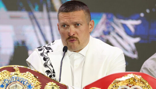 Команда Усика попросить IBF зробити виняток із правил про обов’язковий захист титулу заради бою-реваншу з Ф’юрі