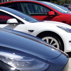 Як різні шини впливають на запас ходу електромобіля Tesla Model 3: опубліковано результати великого тесту