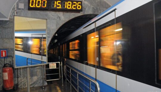 Київське метро – на сайті Київради зареєстровано петицію щодо встановлення захисних екранів на станціях