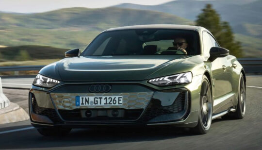 Найпотужніша Audi в історії: представлений електромобіль RS E-Tron GT Performance – 912 к.с. та 2,5 секунди до “сотні”