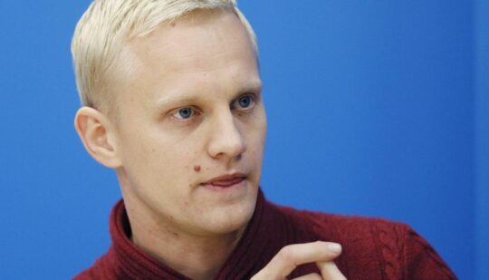 Шабуніна визнали непридатним до служби в армії через родимки,