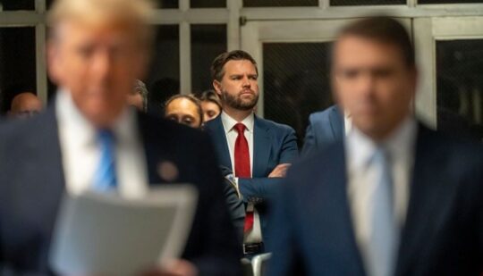 Затятий прихильник миру з РФ: що напарник Трампа Джей Ді Венс говорив про Україну і війну