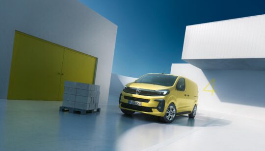 В Україну прямує новий Opel Vivaro: стали відомі ціни та усі технічні подробиці