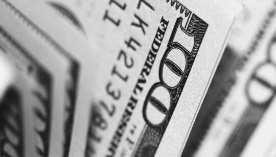 Долар гривня – курс валют в обмінниках – що буде з доларом у липні