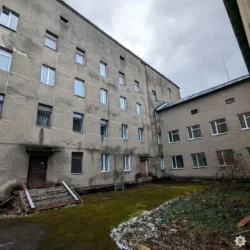 Посадовець під підозрою: неналежне виконання обов’язків та закупівлі на мільйон